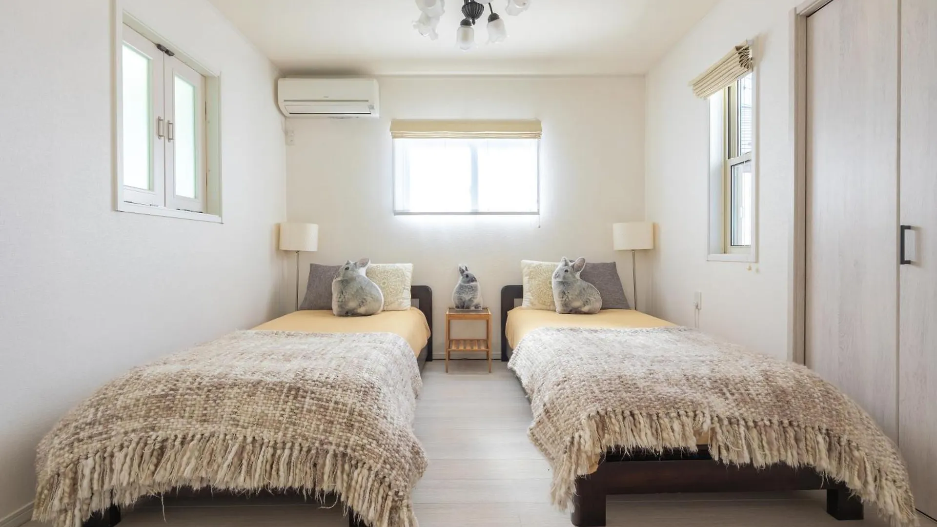 舞浜1軒家貸切ー最大10名様一駐車場付きmaihama Rent-A-House Villa Urayasu