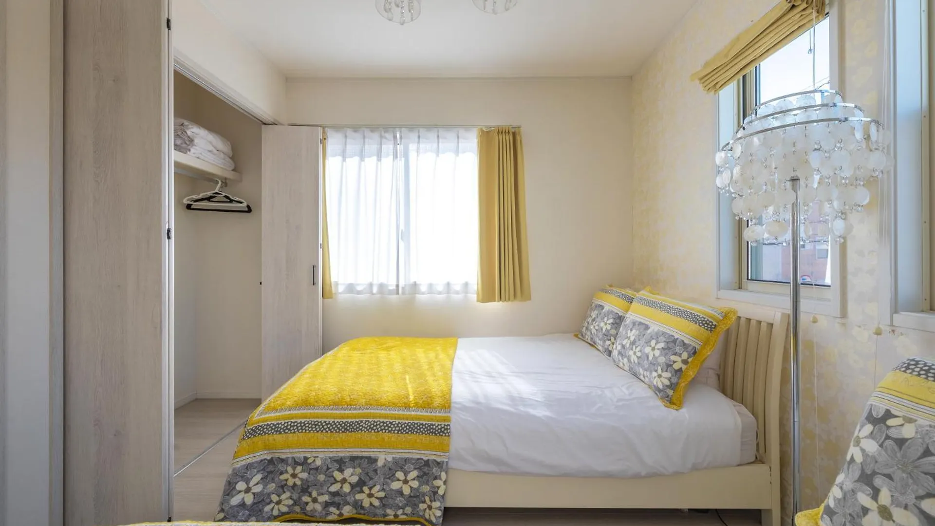 舞浜1軒家貸切ー最大10名様一駐車場付きmaihama Rent-A-House Villa Urayasu Japan