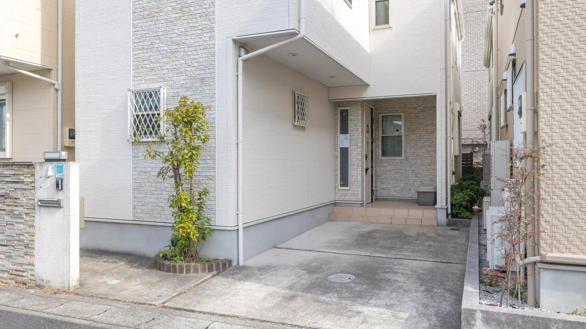 舞浜1軒家貸切ー最大10名様一駐車場付きmaihama Rent-A-House Villa Urayasu