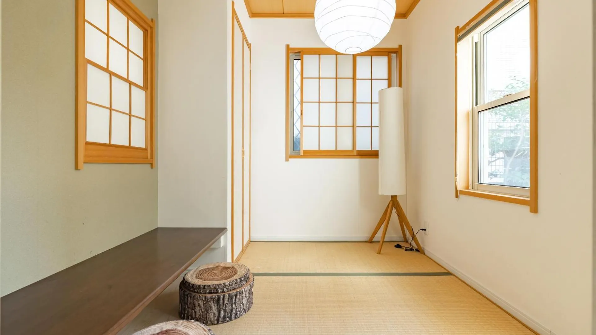 舞浜1軒家貸切ー最大10名様一駐車場付きmaihama Rent-A-House Villa Urayasu Japan