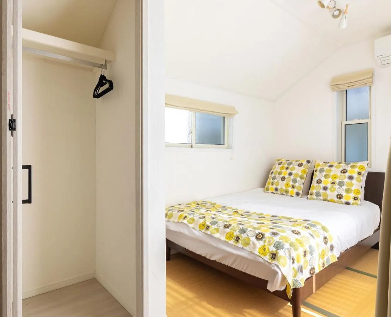舞浜1軒家貸切ー最大10名様一駐車場付きmaihama Rent-A-House Villa Urayasu