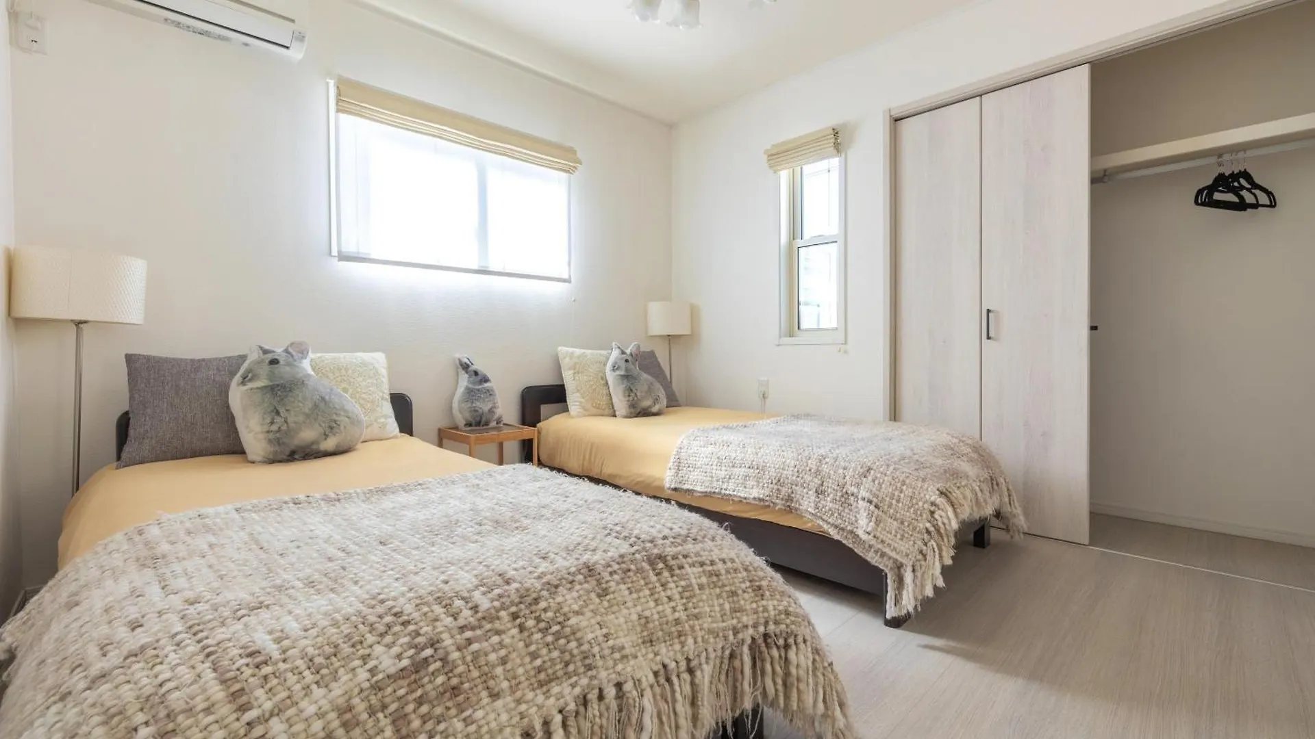 舞浜1軒家貸切ー最大10名様一駐車場付きmaihama Rent-A-House Villa Urayasu